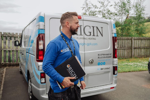 STEPHEN OUTSIDE ORIGIN VAN